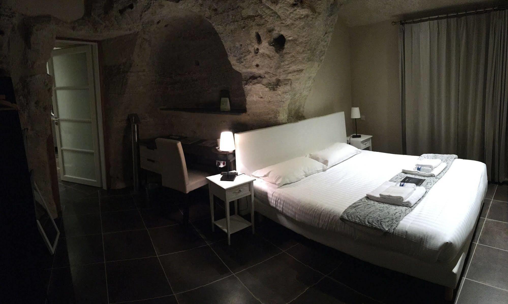 Rocaminori Hotel Louresse-Rochemenier 외부 사진
