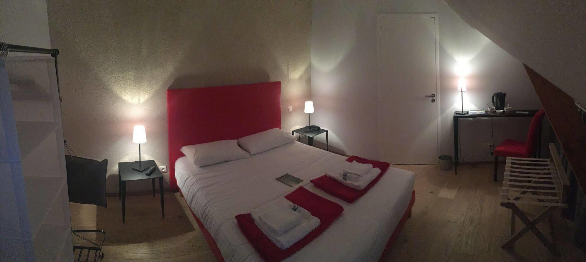 Rocaminori Hotel Louresse-Rochemenier 외부 사진